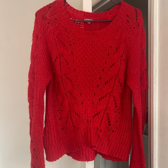 Sweater - Picture 1 of 1